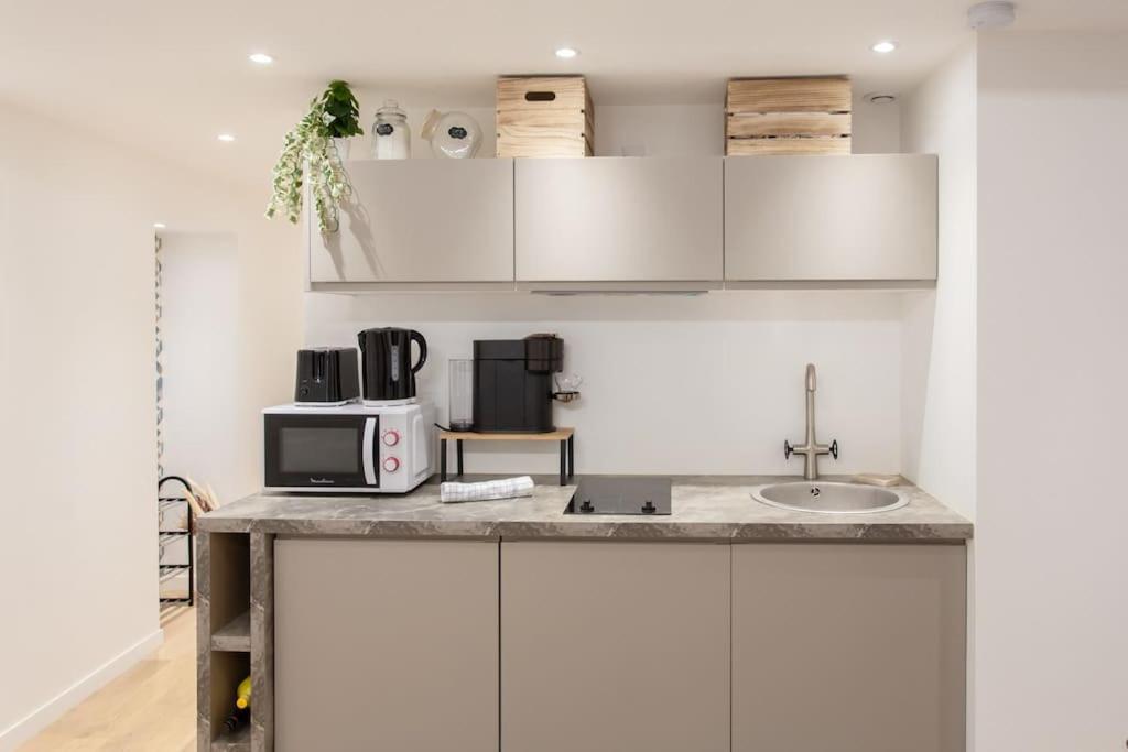 L10 2 Bedrooms Old Wifi 3mins Sea Appartement